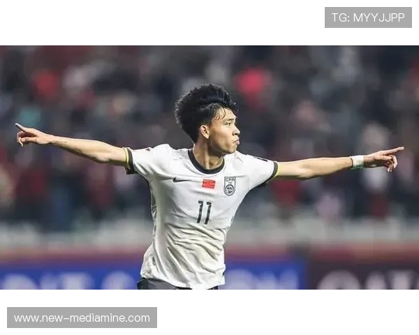 退役足球明星生活困顿揭示职业生涯背后的经济真相与挑战 退役足球明星生活困顿揭示职业生涯背后的经济真相与挑战