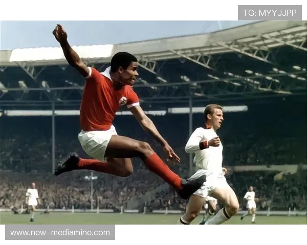 探索英国足球明星的璀璨星光与辉煌成就盘点 探索英国足球明星的璀璨星光与辉煌成就盘点