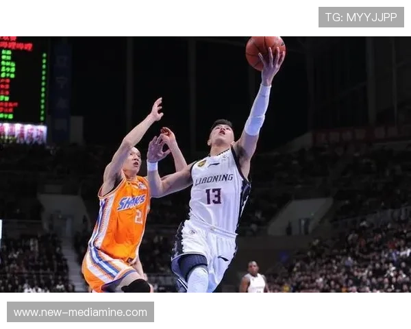 深圳篮球队强势领跑锦标赛积分榜总分达到77分引发关注 深圳篮球队强势领跑锦标赛积分榜总分达到77分引发关注