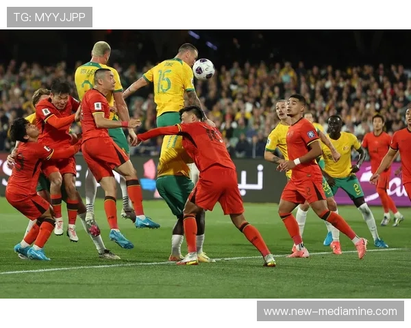 老牌足球明星重聚赛场精彩对决时间安排及赛事亮点解析