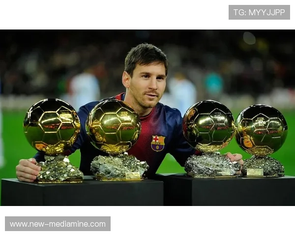 足球明星无驾照上路引发争议球迷热议安全与责任问题