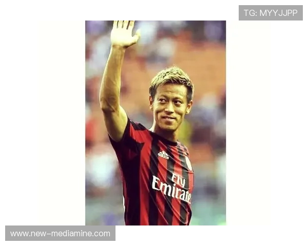 足球明星小黑子:从街头少年到绿茵场上的传奇之路